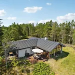 3 Bedroom Cozy In * Jerup