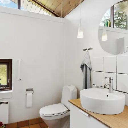 펜션 3 Bedroom Cozy In Jerup