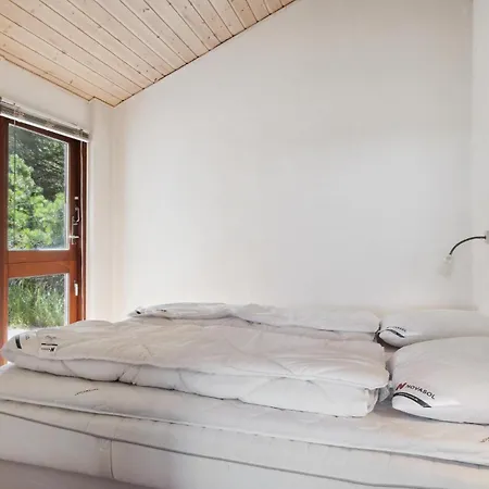 3 Bedroom Cozy In