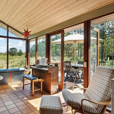 Semesterbostad 3 Bedroom Cozy In *