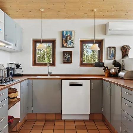 3 Bedroom Cozy In Jerup