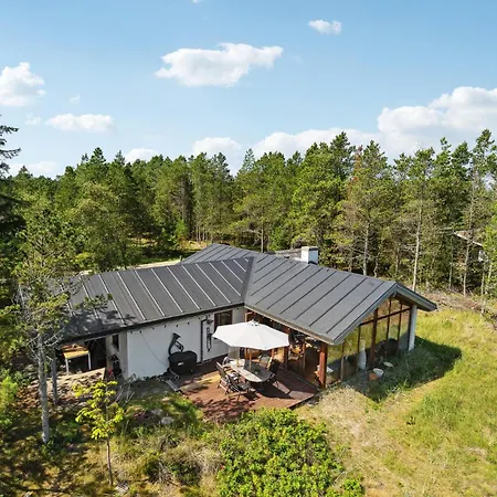 3 Bedroom Cozy In * Jerup