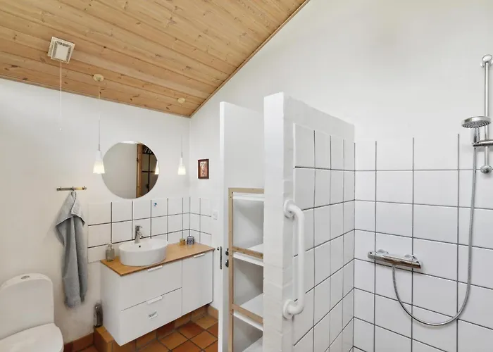 3 Bedroom Cozy In Casa vacanze