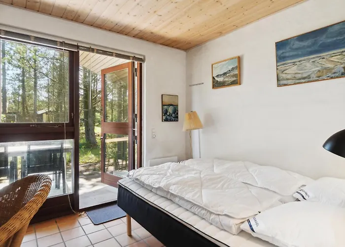 3 Bedroom Cozy In