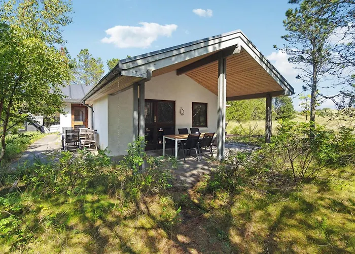 3 Bedroom Cozy In Casa vacanze